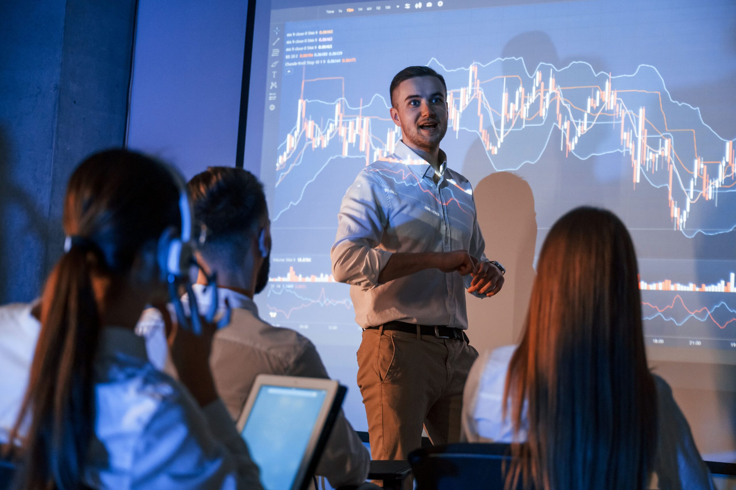 company-growth-plan-male-leader-talking-to-employ-2023-11-27-04-56-17-utc company-growth-plan-male-leader-talking-to-employ-2023-11-27-04-56-17-utc